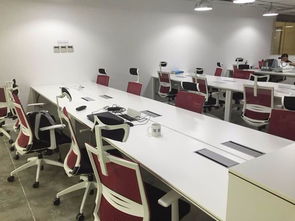 深圳自貿(mào)區(qū)創(chuàng)業(yè)基地 辦公室寫字樓招租，費(fèi)用全包，免中介，適合1-50人團(tuán)隊(duì)